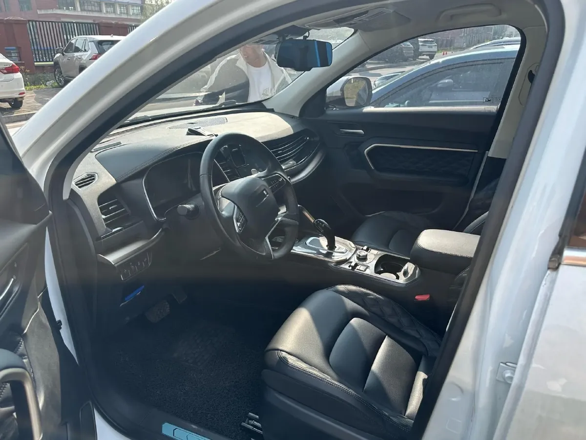 2020 Haval H6 1.5T 169HP L4 7DCT,autocango,china used car exporter,china ev exporter,chinese used car exporter,chinese used ev exporter