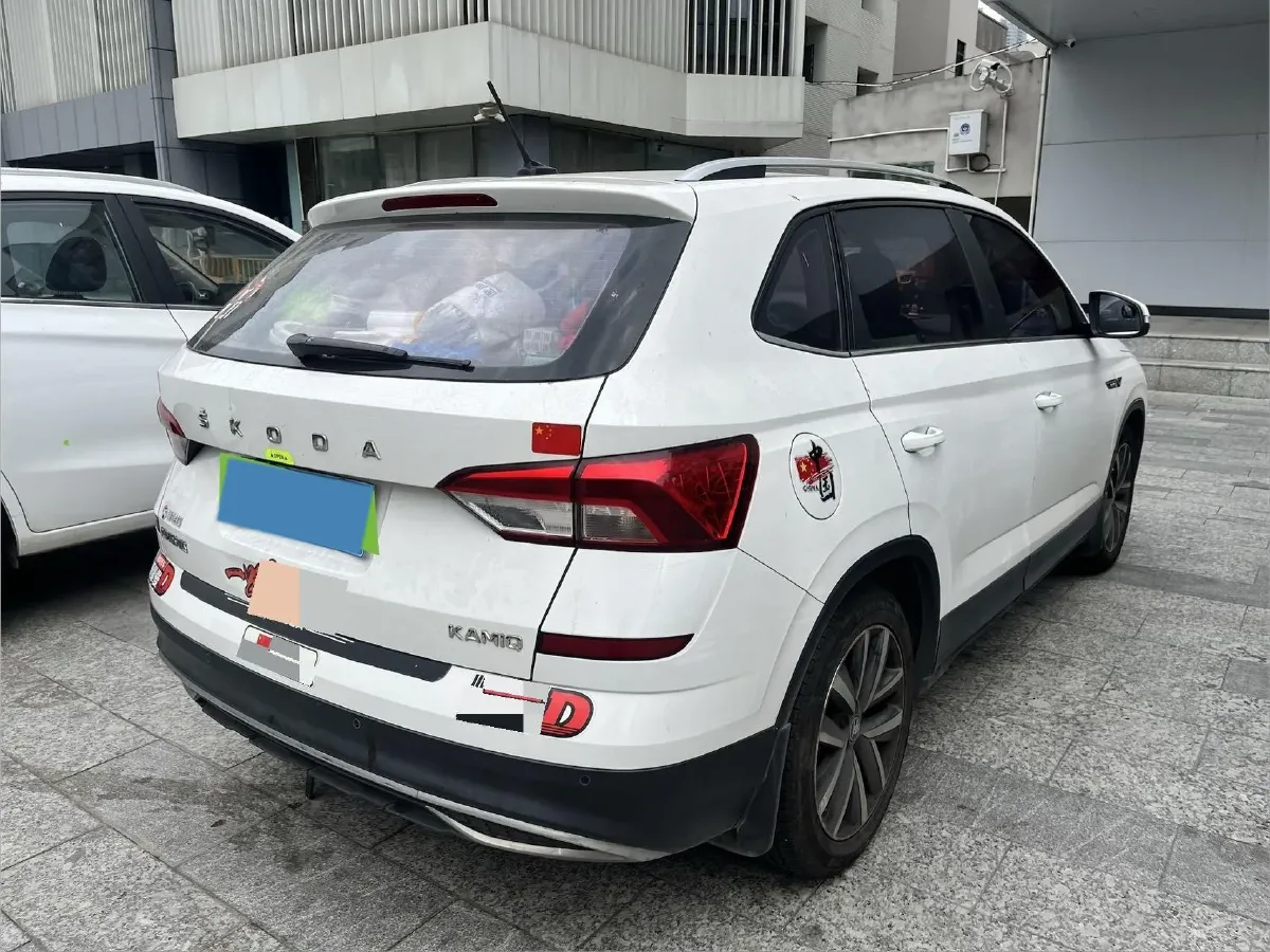 2021 Skoda Kamiq 1.5L 112HP L4 6AT,autocango,china used car exporter,china ev exporter,chinese used car exporter,chinese used ev exporter
