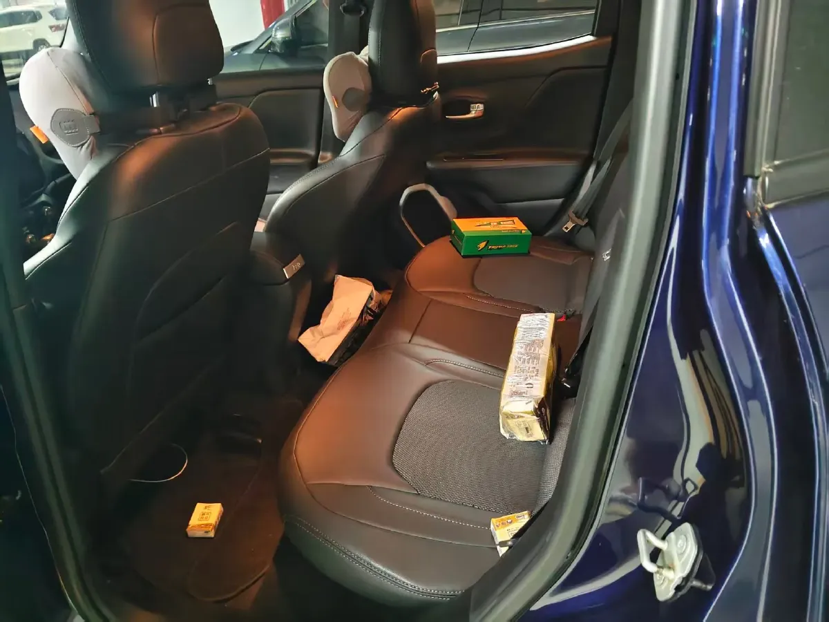 2018 Jeep Renegade 1.4T 150HP L4 7DCT,autocango,china used car exporter,china ev exporter,chinese used car exporter,chinese used ev exporter