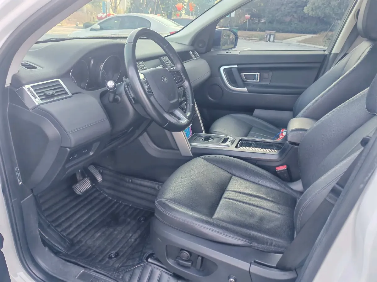 2019 Land Rover Discovery Sport 2.0T 241HP L4 9AT,autocango,china used car exporter,china ev exporter,chinese used car exporter,chinese used ev exporter