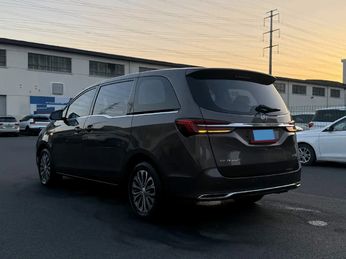 2021 Buick GL8 2.0T 237HP L4 9AT,autocango,china used car exporter,china ev exporter,chinese used car exporter,chinese used ev exporter