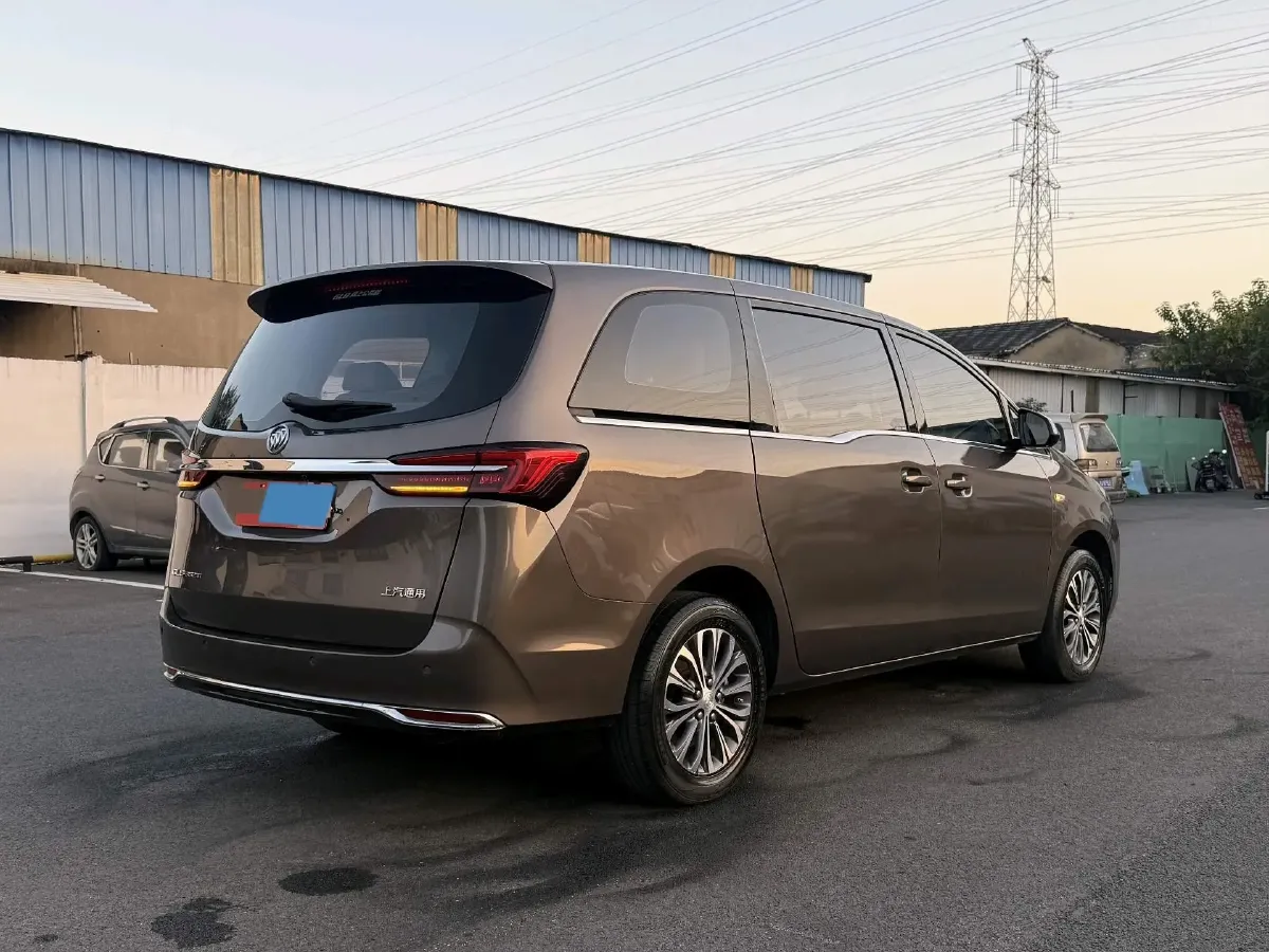 2021 Buick GL8 2.0T 237HP L4 9AT,autocango,china used car exporter,china ev exporter,chinese used car exporter,chinese used ev exporter