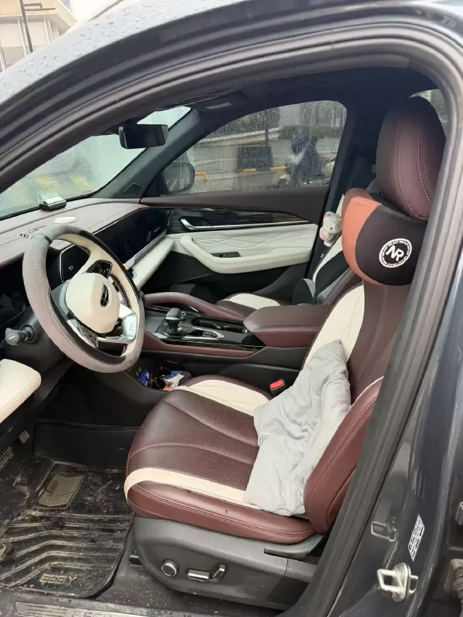 2021 Geely Monjaro 2.0T 218HP L4 7DCT,autocango,china used car exporter,china ev exporter,chinese used car exporter,chinese used ev exporter
