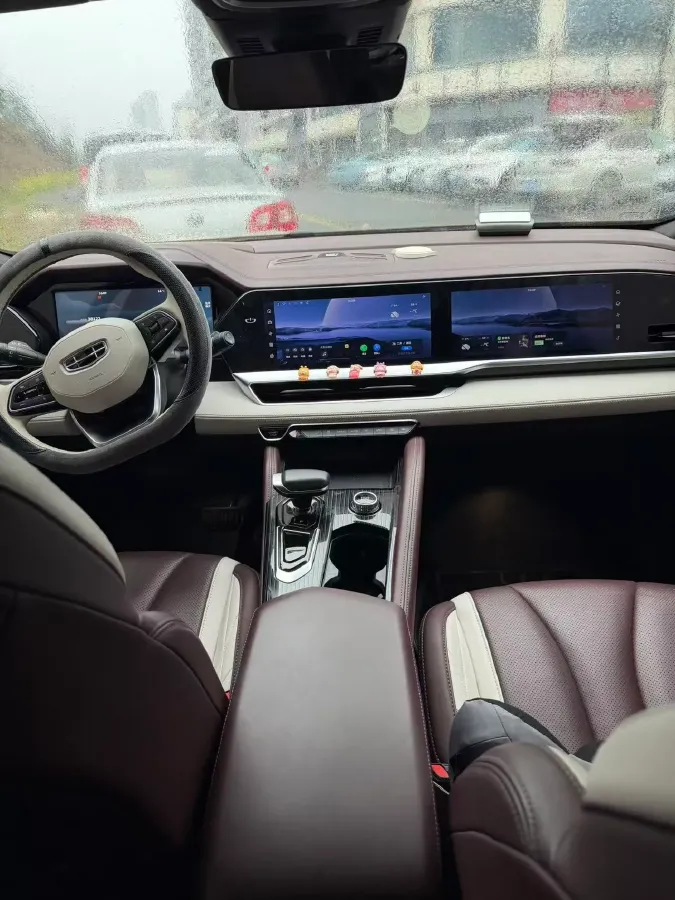 2021 Geely Monjaro 2.0T 218HP L4 7DCT,autocango,china used car exporter,china ev exporter,chinese used car exporter,chinese used ev exporter