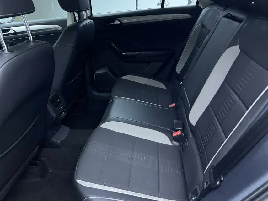 2018 Borgward BX5 1.8T 190HP L4 6AT,autocango,china used car exporter,china ev exporter,chinese used car exporter,chinese used ev exporter