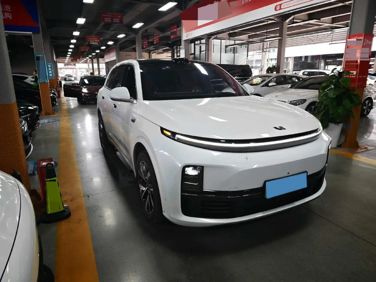 2023 Li L7 Range Extended 154HP REEV 40.9KWH,autocango,china used car exporter,china ev exporter,chinese used car exporter,chinese used ev exporter
