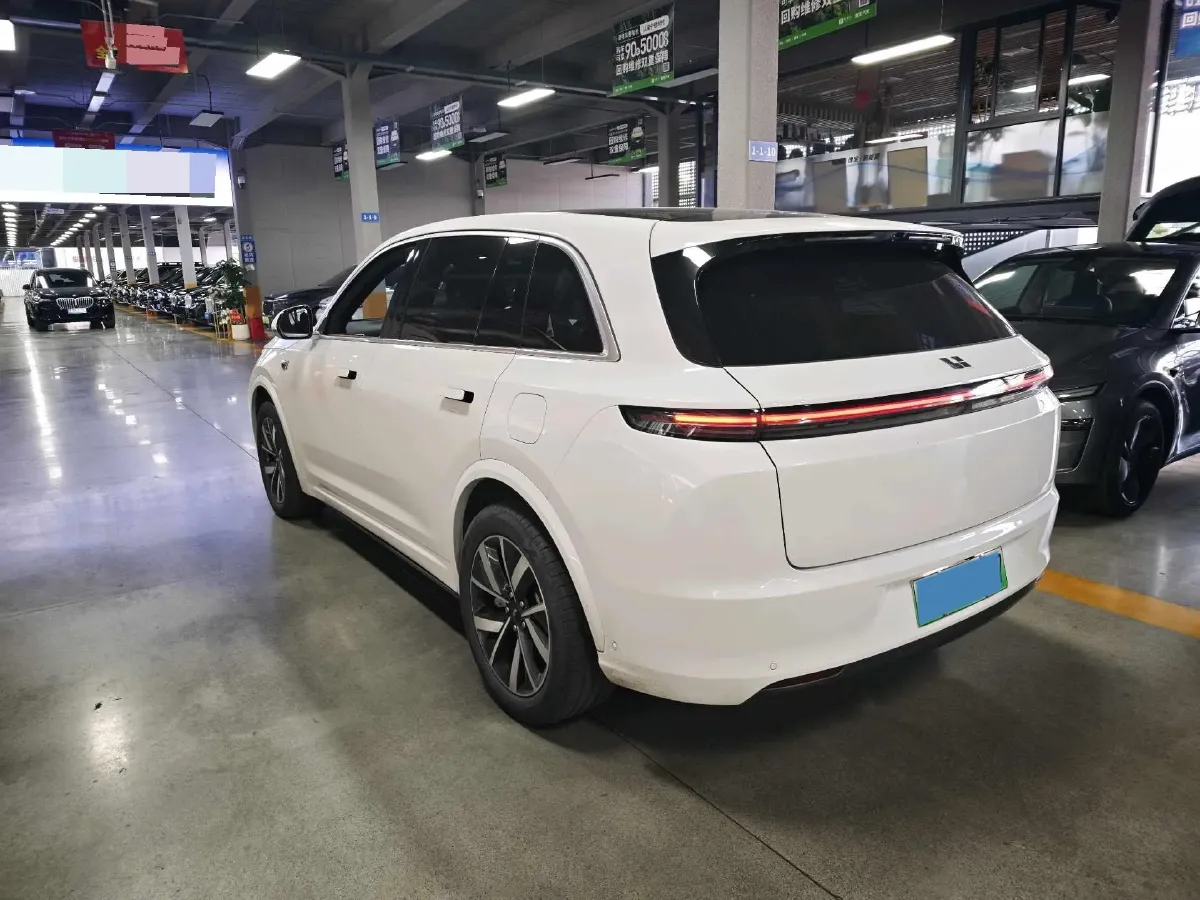 2023 Li L7 Range Extended 154HP REEV 40.9KWH,autocango,china used car exporter,china ev exporter,chinese used car exporter,chinese used ev exporter