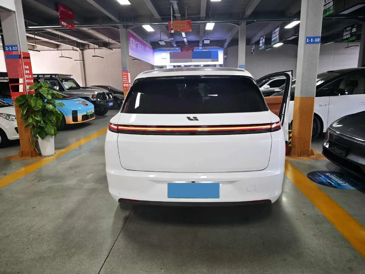 2023 Li L7 Range Extended 154HP REEV 40.9KWH,autocango,china used car exporter,china ev exporter,chinese used car exporter,chinese used ev exporter