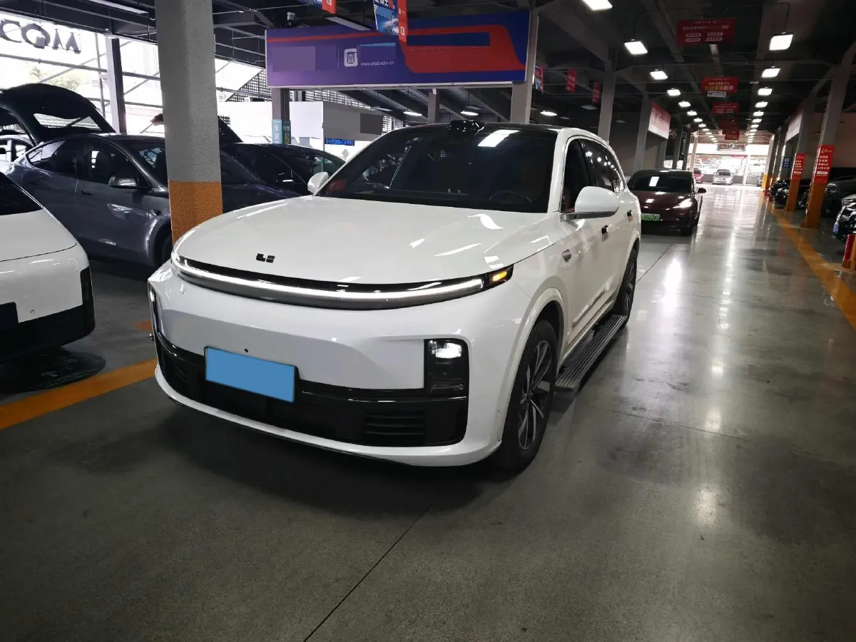 2023 Li L7 Range Extended 154HP REEV 40.9KWH,autocango,china used car exporter,china ev exporter,chinese used car exporter,chinese used ev exporter