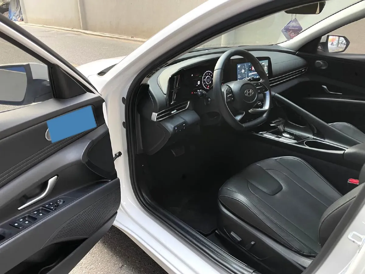 2022 Hyundai Elantra 1.5L 115HP L4 CVT,autocango,china used car exporter,china ev exporter,chinese used car exporter,chinese used ev exporter