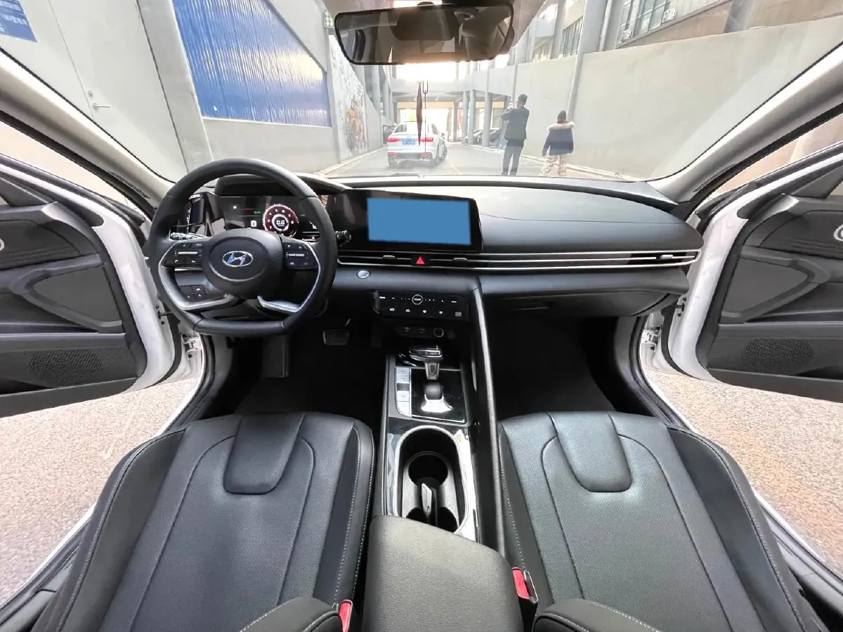 2022 Hyundai Elantra 1.5L 115HP L4 CVT,autocango,china used car exporter,china ev exporter,chinese used car exporter,chinese used ev exporter