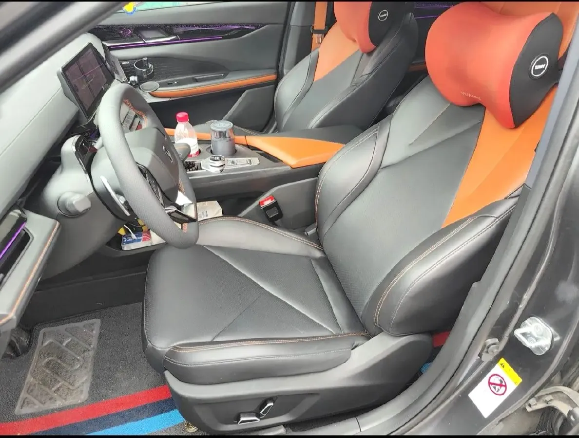 2022 ChangAn UNI-V 1.5T 188HP L4 7DCT,autocango,china used car exporter,china ev exporter,chinese used car exporter,chinese used ev exporter