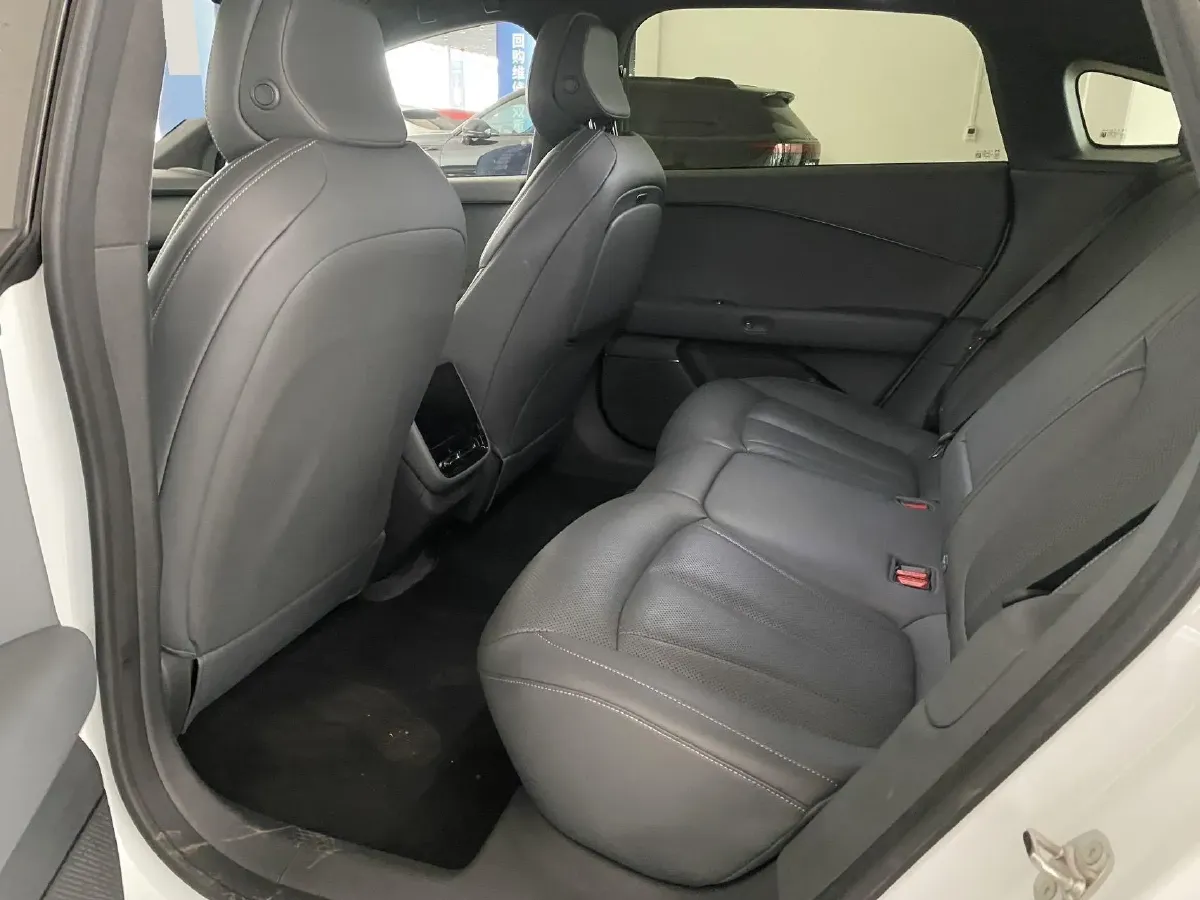 2024 Xpeng P7+ BEV 60.7KWH,autocango,china used car exporter,china ev exporter,chinese used car exporter,chinese used ev exporter