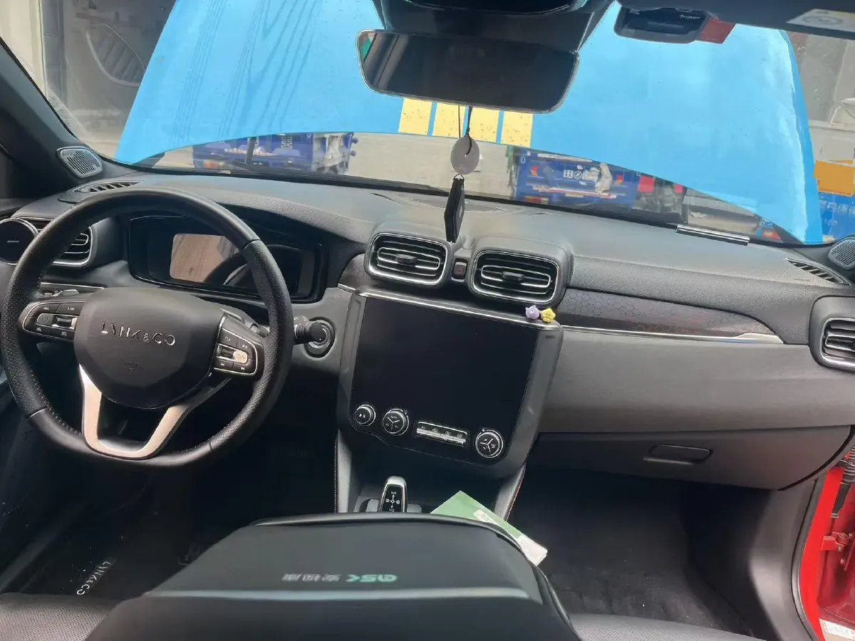 2019 LYNK&CO 01 2.0T 190HP L4 6AT,autocango,china used car exporter,china ev exporter,chinese used car exporter,chinese used ev exporter