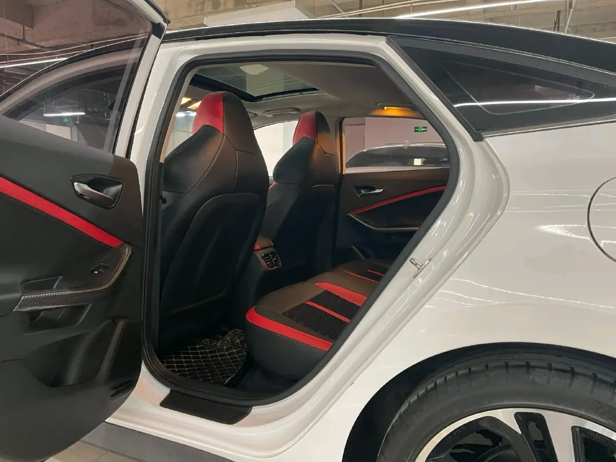 2019 Hyundai La Festa 1.6T 204HP L4 7DCT,autocango,china used car exporter,china ev exporter,chinese used car exporter,chinese used ev exporter