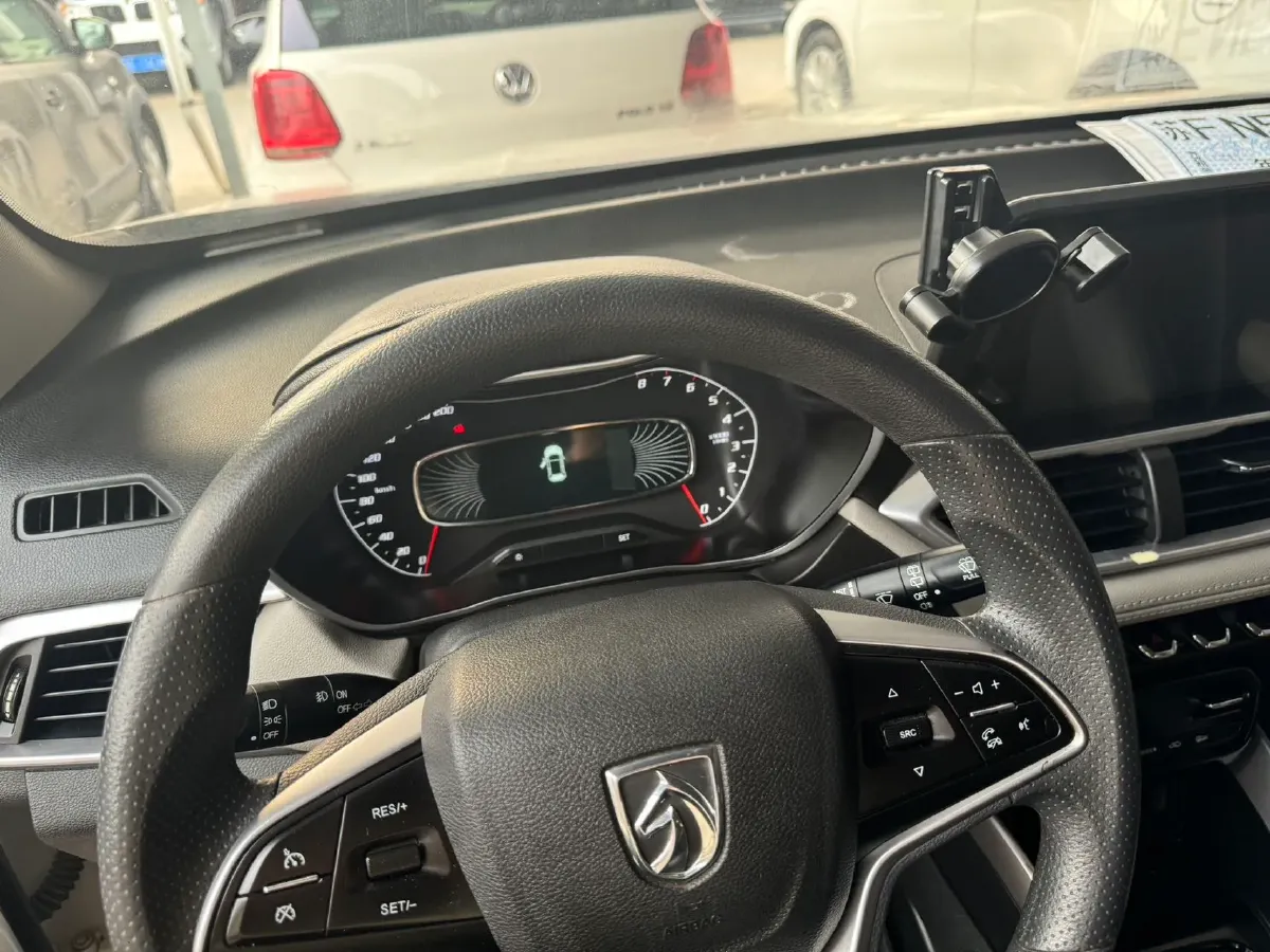 2017 BaoJun 510 1.5L 112HP L4 6MT,autocango,china used car exporter,china ev exporter,chinese used car exporter,chinese used ev exporter