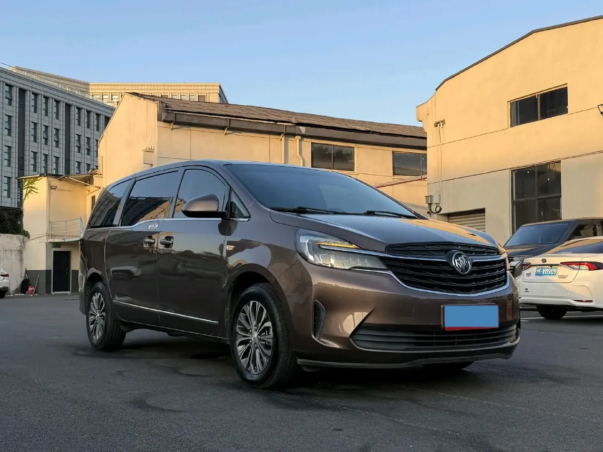 2021 Buick GL8 2.0T 237HP L4 9AT,autocango,china used car exporter,china ev exporter,chinese used car exporter,chinese used ev exporter
