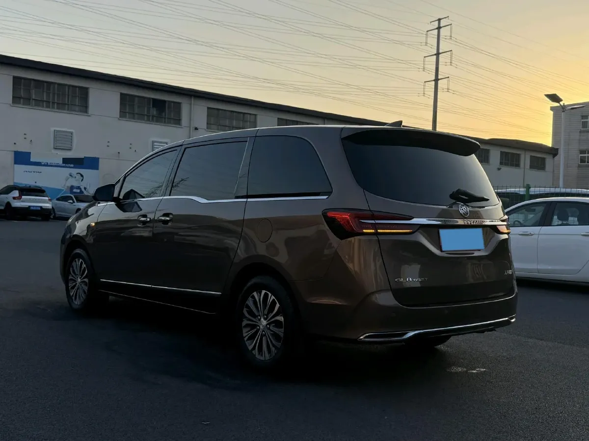 2021 Buick GL8 2.0T 237HP L4 9AT,autocango,china used car exporter,china ev exporter,chinese used car exporter,chinese used ev exporter