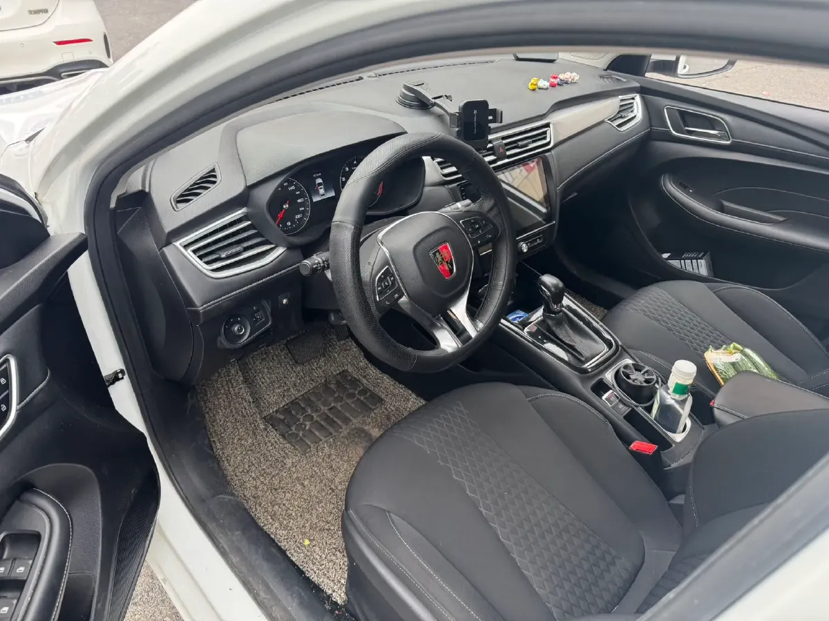 2019 Roewe i5 1.5L 120HP L4 CVT,autocango,china used car exporter,china ev exporter,chinese used car exporter,chinese used ev exporter