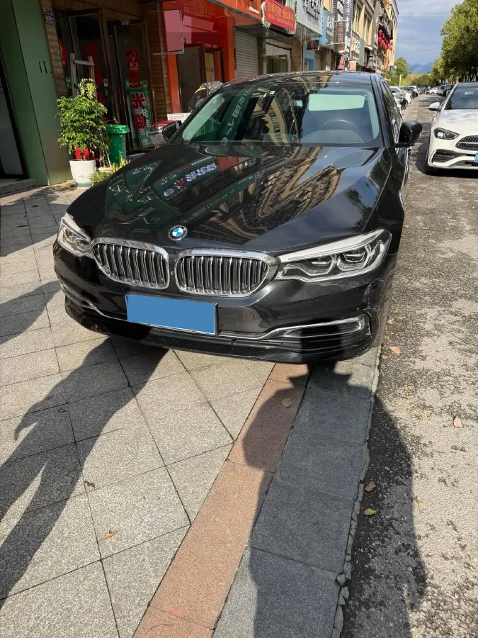 2020 BMW 5 Series 2.0T 252HP L4 8AT,autocango,china used car exporter,china ev exporter,chinese used car exporter,chinese used ev exporter