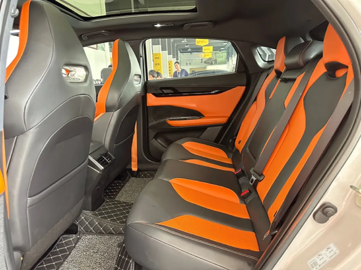 2023 ChangAn UNI-V 1.5T 188HP L4 7DCT,autocango,china used car exporter,china ev exporter,chinese used car exporter,chinese used ev exporter