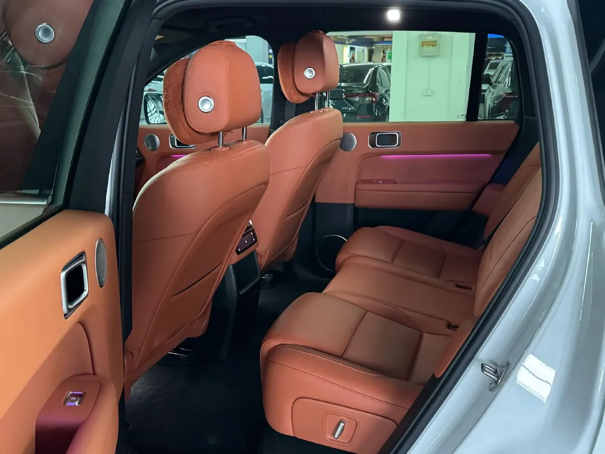 2024 Li L6 Range Extended 154HP L4 REEV 36.8KWH,autocango,china used car exporter,china ev exporter,chinese used car exporter,chinese used ev exporter