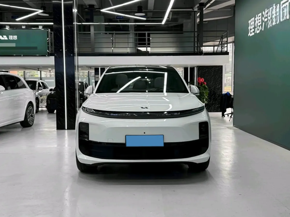 2024 Li L6 Range Extended 154HP L4 REEV 36.8KWH,autocango,china used car exporter,china ev exporter,chinese used car exporter,chinese used ev exporter
