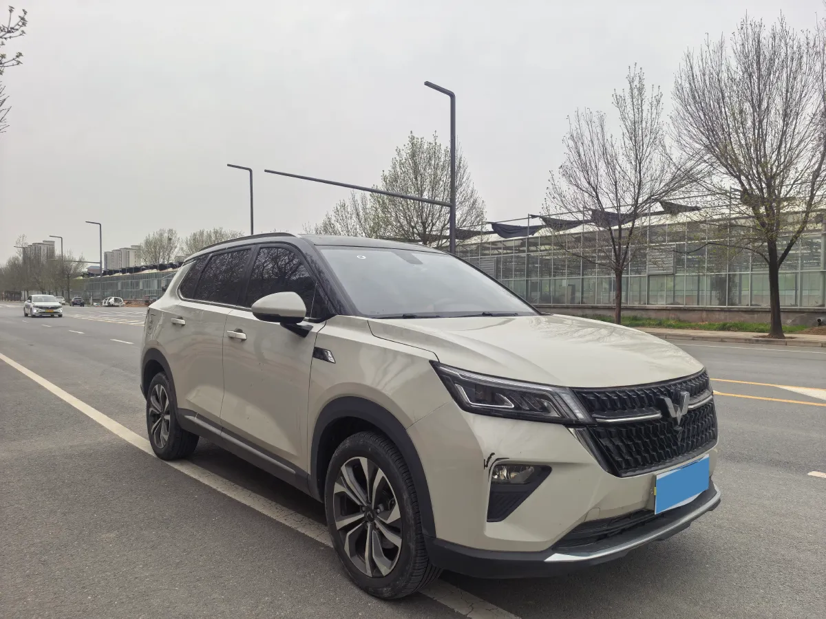2021 WuLing XingChen 1.5T 147HP L4 CVT,autocango,china used car exporter,china ev exporter,chinese used car exporter,chinese used ev exporter