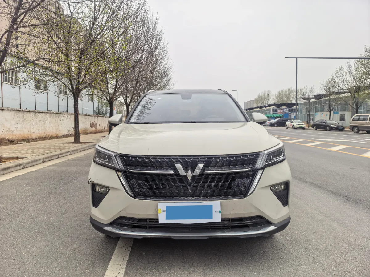 2021 WuLing XingChen 1.5T 147HP L4 CVT,autocango,china used car exporter,china ev exporter,chinese used car exporter,chinese used ev exporter
