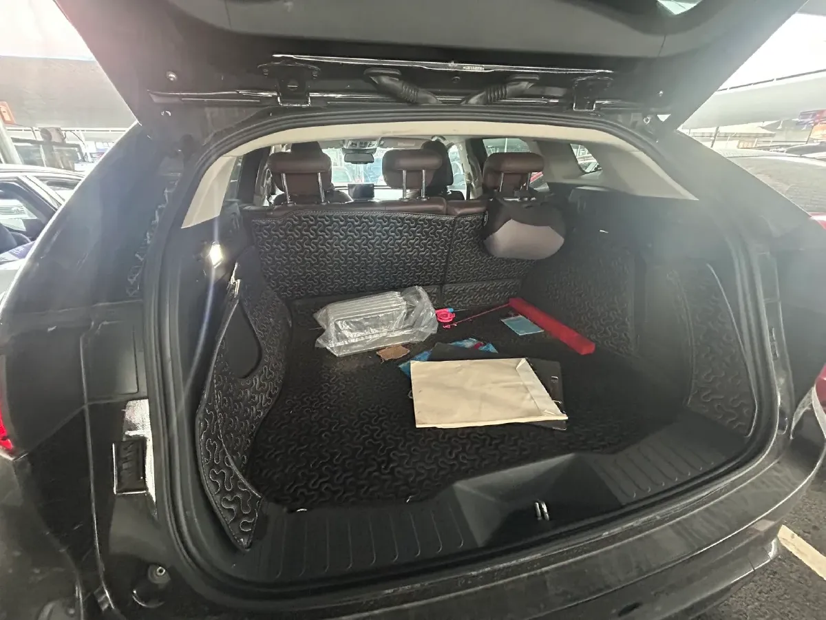 2017 WEY VV7 2.0T 234HP L4 7DCT,autocango,china used car exporter,china ev exporter,chinese used car exporter,chinese used ev exporter