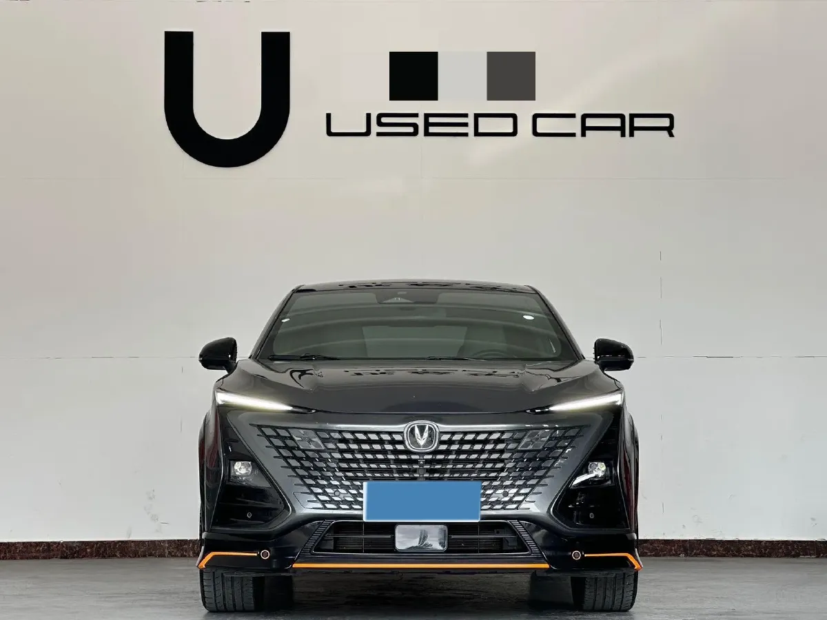 2022 ChangAn UNI-T 1.5T 188HP L4 7DCT,autocango,china used car exporter,china ev exporter,chinese used car exporter,chinese used ev exporter