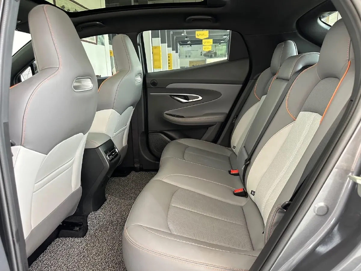 2022 ChangAn UNI-T 1.5T 188HP L4 7DCT,autocango,china used car exporter,china ev exporter,chinese used car exporter,chinese used ev exporter