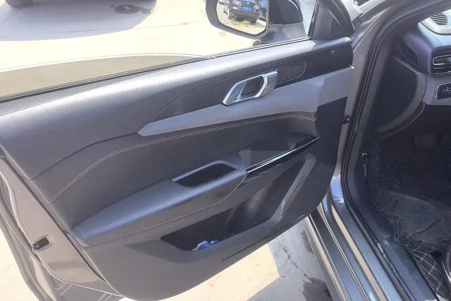 2022 LYNK&CO 03 1.5T 180HP L3 7DCT,autocango,china used car exporter,china ev exporter,chinese used car exporter,chinese used ev exporter