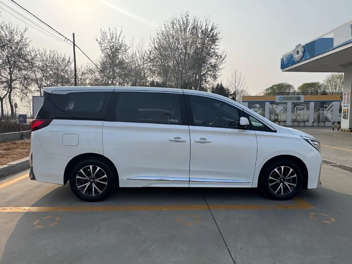 2021 GAC Trumpchi M8 2.0T 252HP L4 8AT,autocango,china used car exporter,china ev exporter,chinese used car exporter,chinese used ev exporter