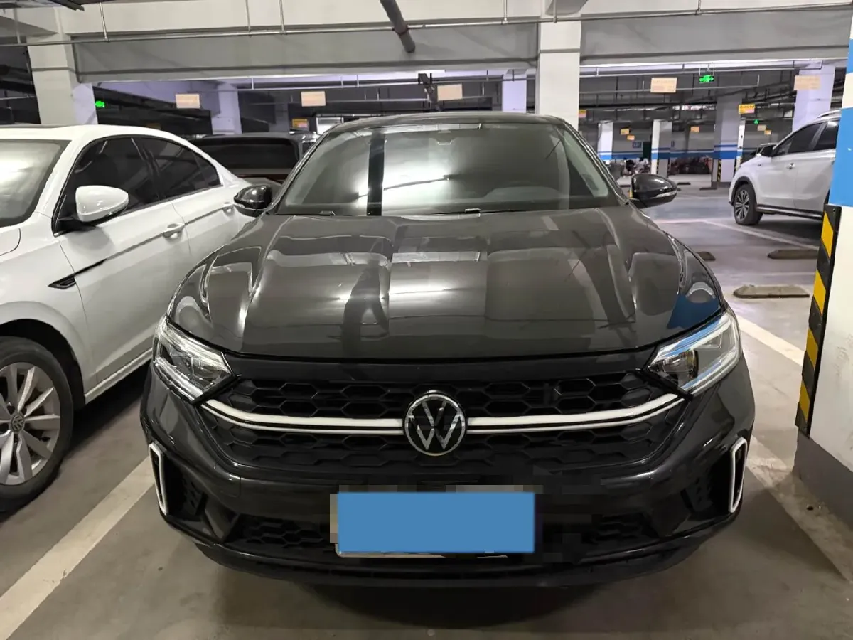 2023 Volkswagen Sagitar 1.5T 160HP L4 7DCT,autocango,china used car exporter,china ev exporter,chinese used car exporter,chinese used ev exporter
