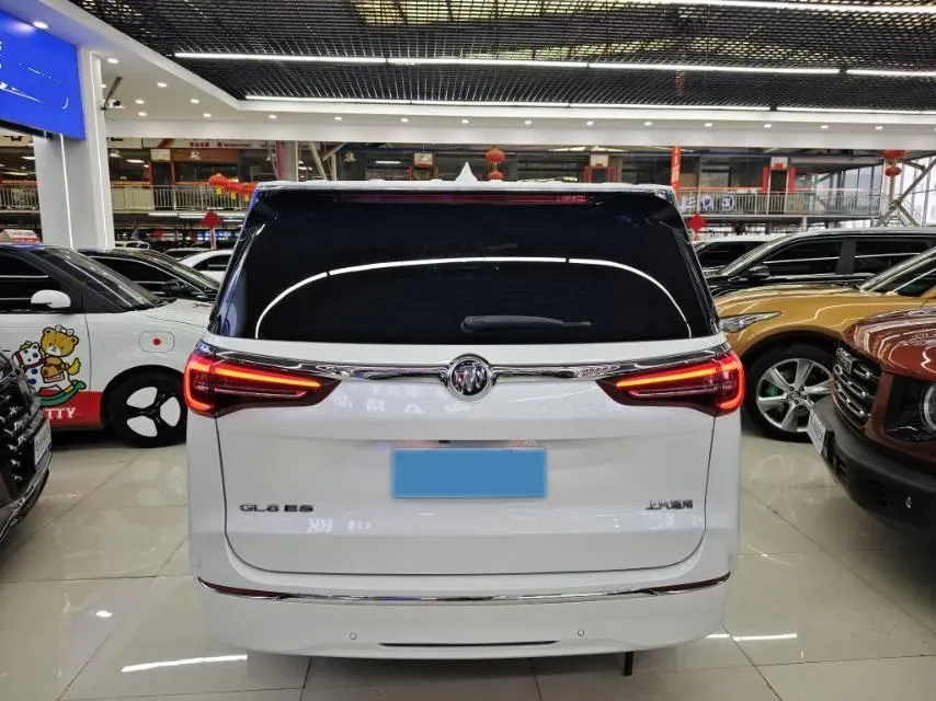 2023 Buick GL8 2.0T 237HP L4 9AT,autocango,china used car exporter,china ev exporter,chinese used car exporter,chinese used ev exporter