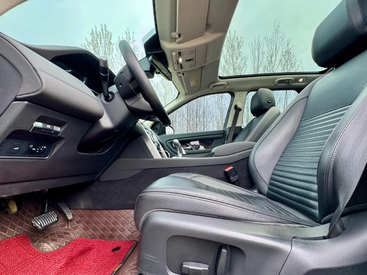 2020 Land Rover Discovery Sport 2.0T 200HP L4 9AT,autocango,china used car exporter,china ev exporter,chinese used car exporter,chinese used ev exporter