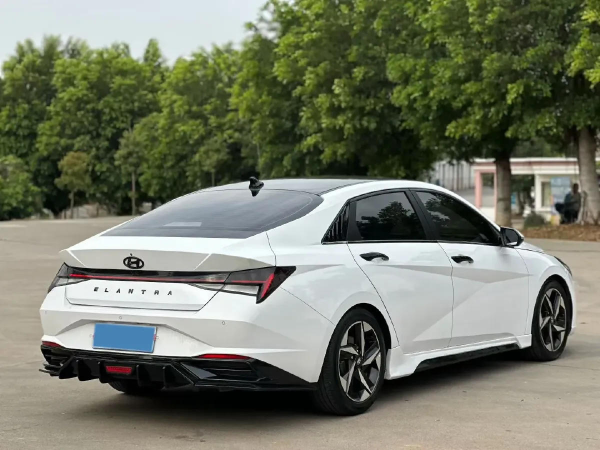 2021 Hyundai Elantra 1.5L 115HP L4 CVT,autocango,china used car exporter,china ev exporter,chinese used car exporter,chinese used ev exporter