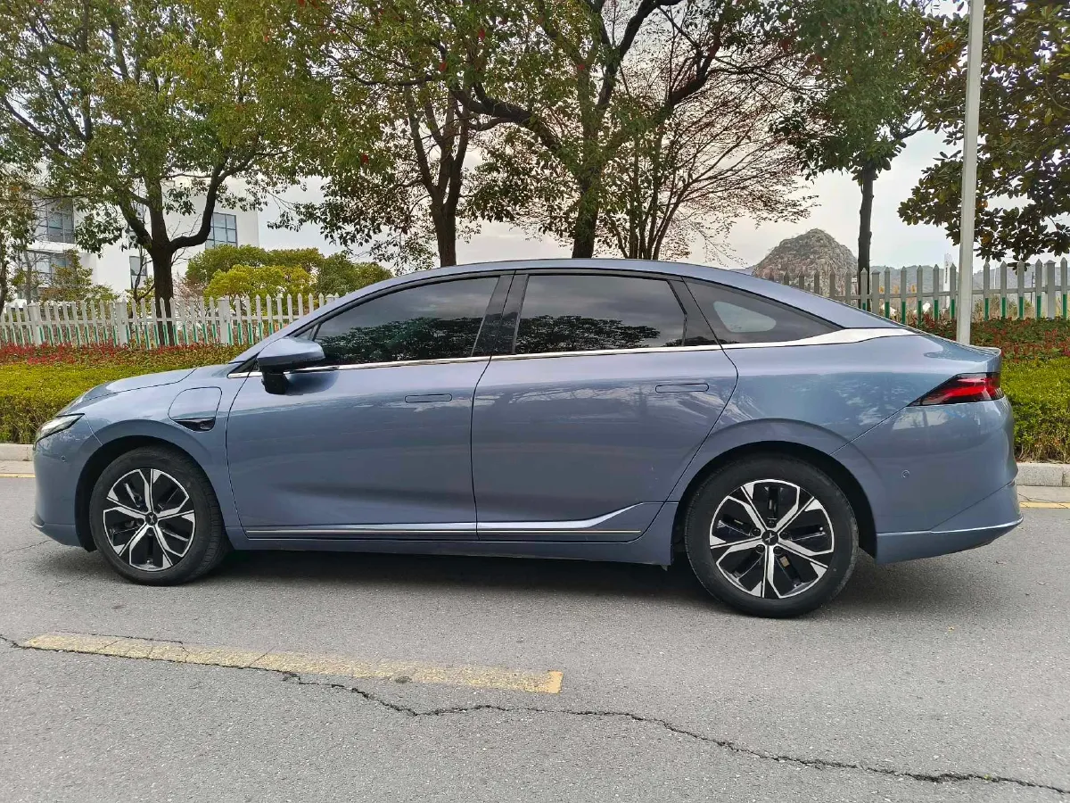 2024 Xpeng P5 BEV 55.4KWH,autocango,china used car exporter,china ev exporter,chinese used car exporter,chinese used ev exporter