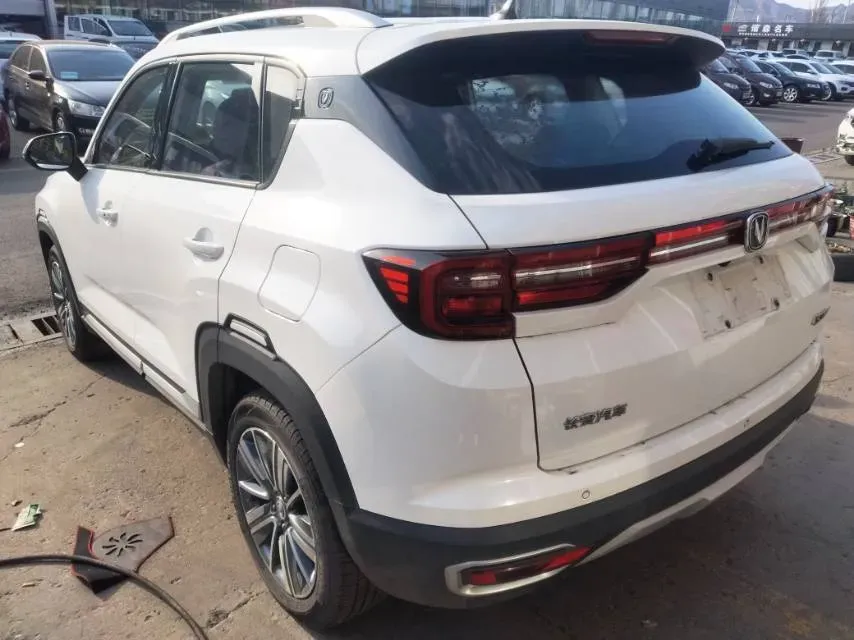 2019 ChangAn CS35 Plus 1.6L 128HP L4 5MT,autocango,china used car exporter,china ev exporter,chinese used car exporter,chinese used ev exporter