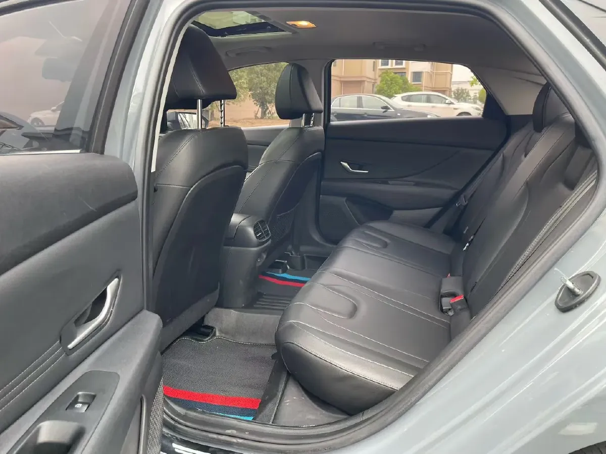 2022 Hyundai Elantra 1.5L 115HP L4 CVT,autocango,china used car exporter,china ev exporter,chinese used car exporter,chinese used ev exporter