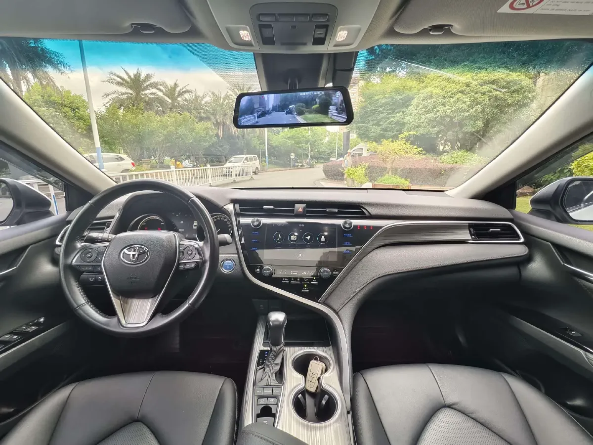 2019 Toyota Camry 2.5L 209HP L4 8AT,autocango,china used car exporter,china ev exporter,chinese used car exporter,chinese used ev exporter