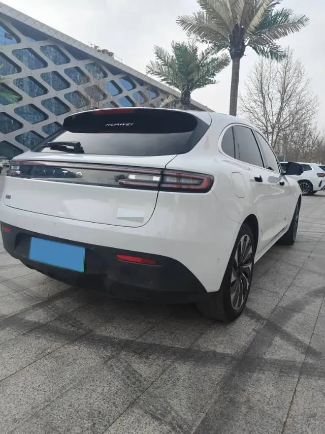 2022 Infiniti Q50L 2.0T 211HP L4 7AT,autocango,china used car exporter,china ev exporter,chinese used car exporter,chinese used ev exporter
