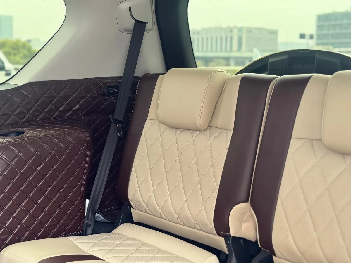 2024 Toyota Land Cruiser Prado 2.4T 282HP L4 8AT Hybrid,autocango,china used car exporter,china ev exporter,chinese used car exporter,chinese used ev exporter