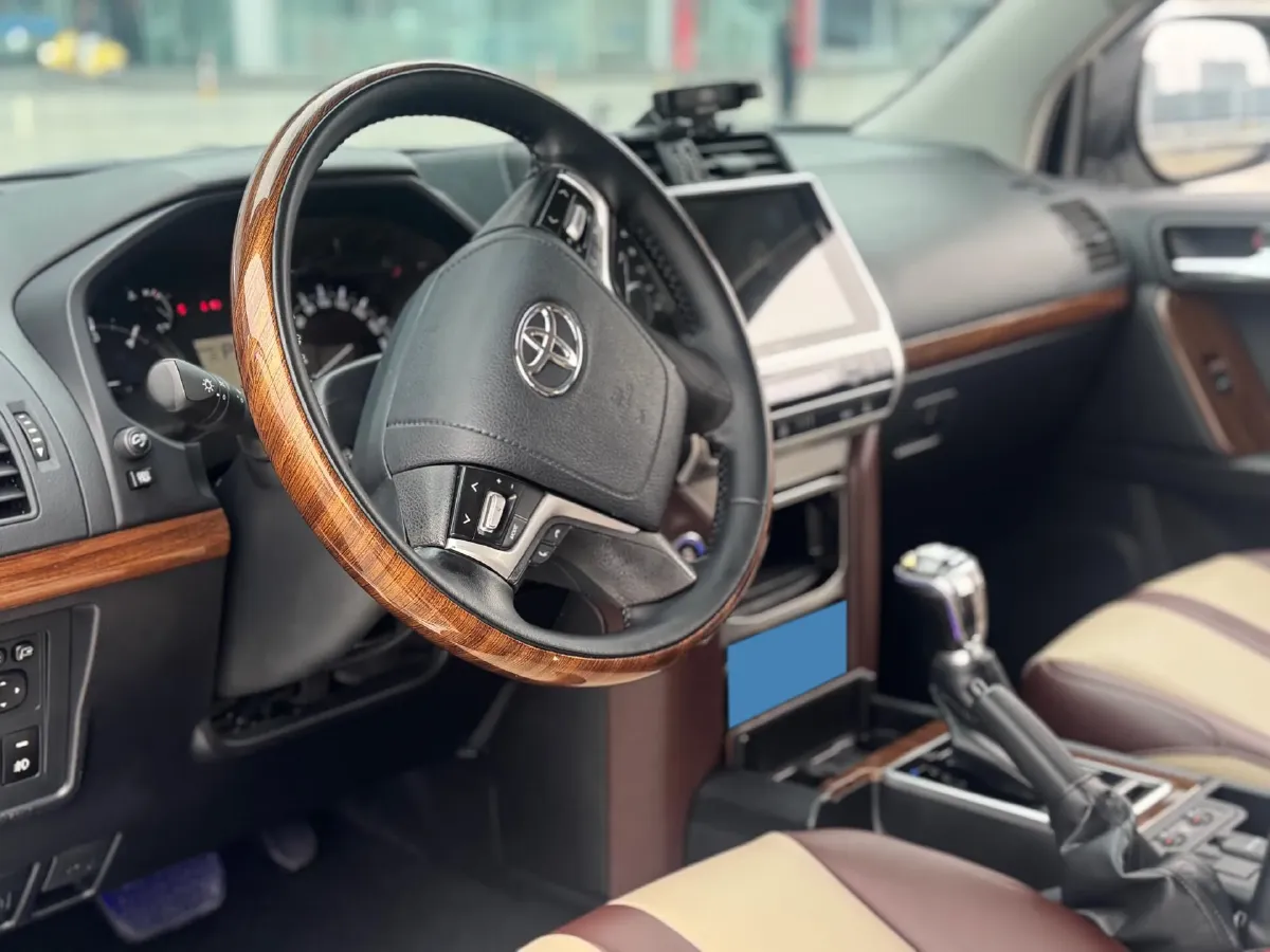 2024 Toyota Land Cruiser Prado 2.4T 282HP L4 8AT Hybrid,autocango,china used car exporter,china ev exporter,chinese used car exporter,chinese used ev exporter