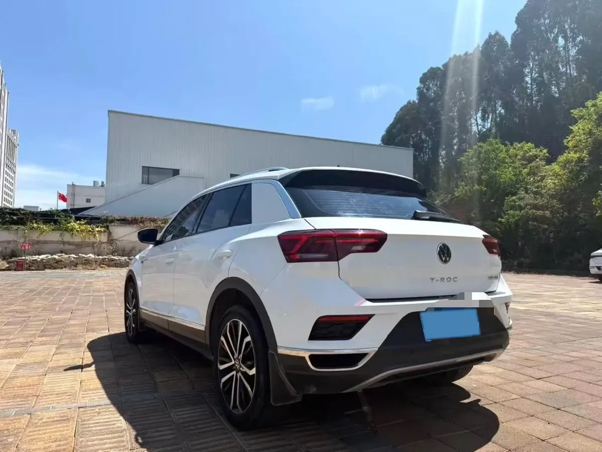 2022 Volkswagen T-Roc 1.4T 150HP L4 7DCT,autocango,china used car exporter,china ev exporter,chinese used car exporter,chinese used ev exporter