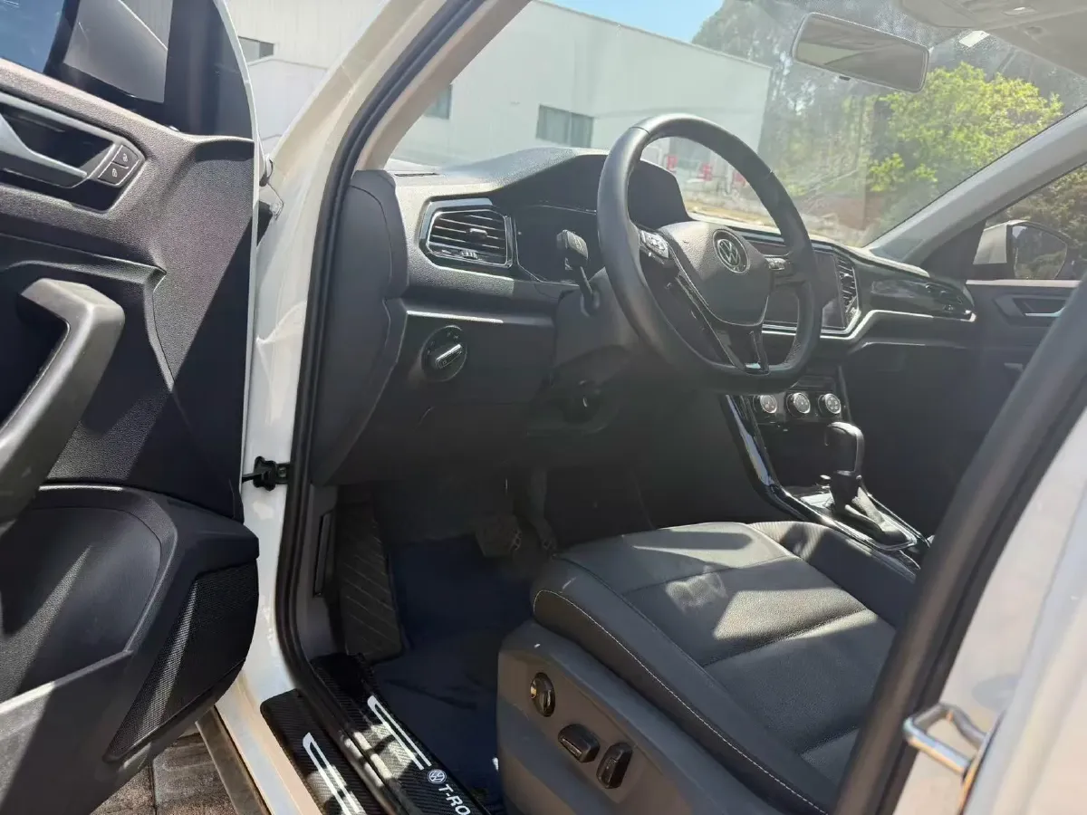 2022 Volkswagen T-Roc 1.4T 150HP L4 7DCT,autocango,china used car exporter,china ev exporter,chinese used car exporter,chinese used ev exporter