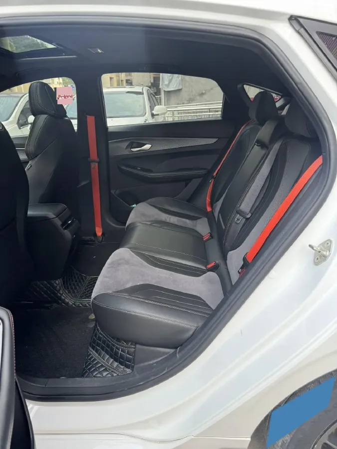 2022 Geely Binray 1.5T 181HP L4 7DCT,autocango,china used car exporter,china ev exporter,chinese used car exporter,chinese used ev exporter