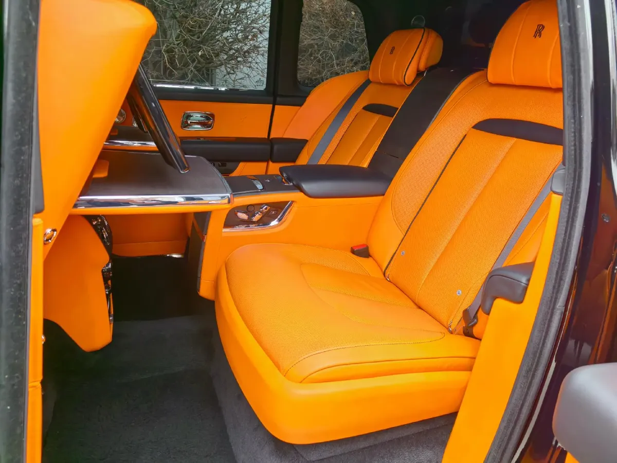 2024 Rolls-Royce Cullinan 6.7T 571HP V12 8AT,autocango,china used car exporter,china ev exporter,chinese used car exporter,chinese used ev exporter