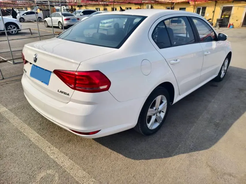 2017 Volkswagen Lavida 1.6L 110HP L4 6AT,autocango,china used car exporter,china ev exporter,chinese used car exporter,chinese used ev exporter